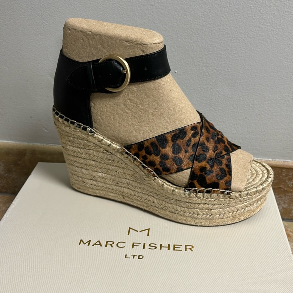 Marc Fisher Amarily wedges brand new in box never worn